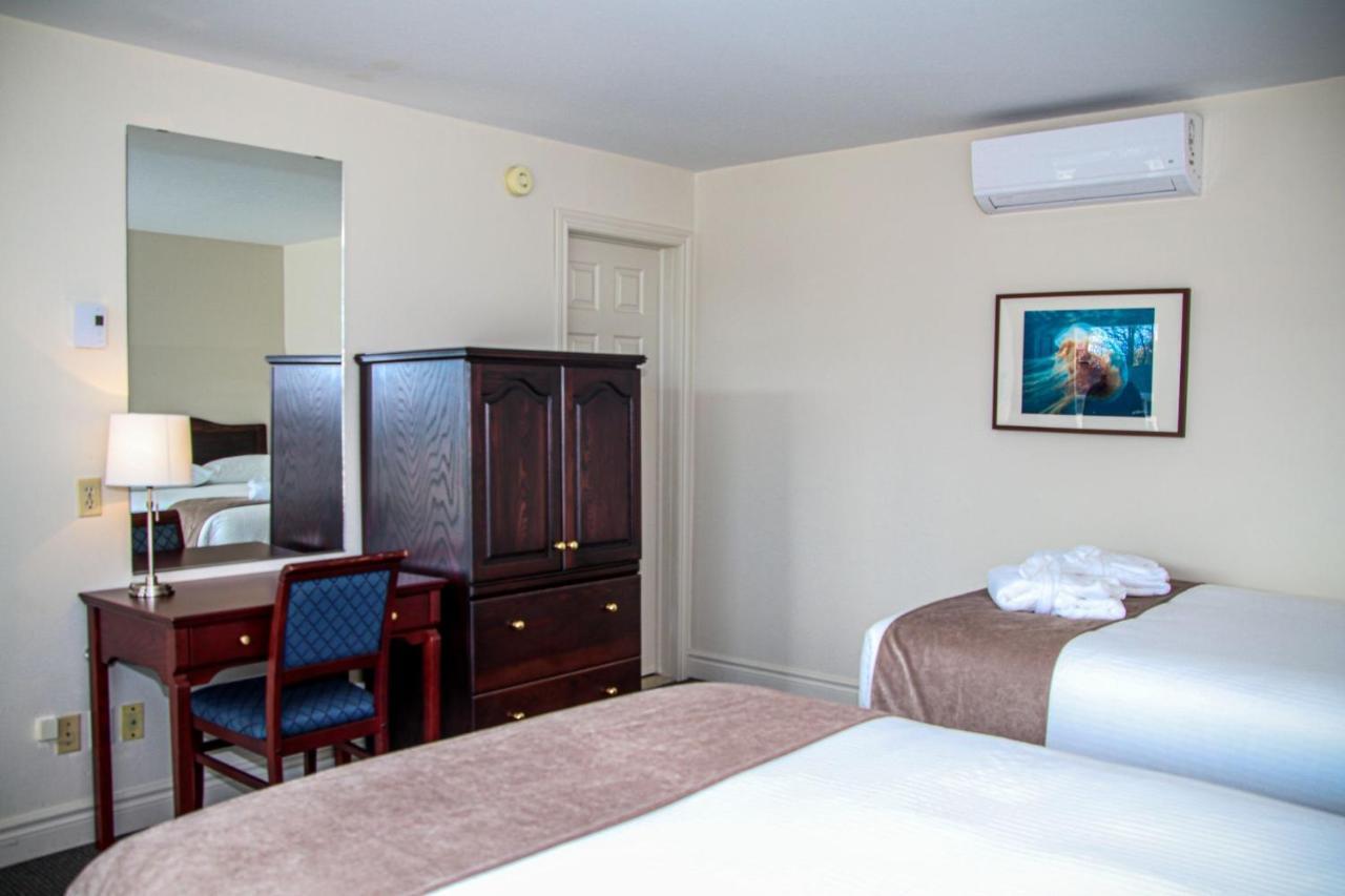 Hotel Les Trois Soeurs Perce Exterior photo