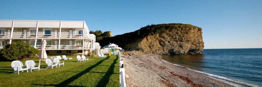 Hotel Les Trois Soeurs Perce Exterior photo